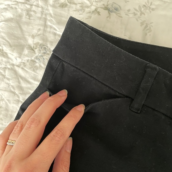 Old Navy Mid-Rise Pixie Ankle Pants Size 6 Reg. - Picture 15 of 16